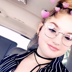 Meet your Posher, Marcella